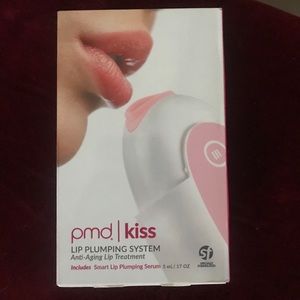 PMD Kiss Lip Plumping Device